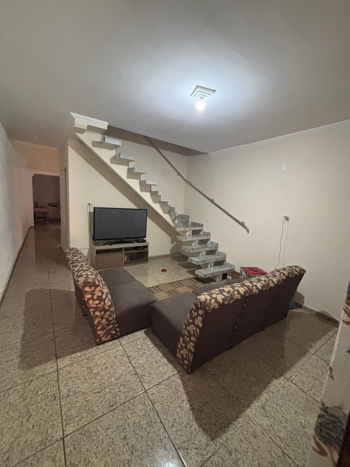 Imagem Casa com 3 Quartos à Venda, 300 m² em Jardim das Rosas (Zona Leste) - São Paulo