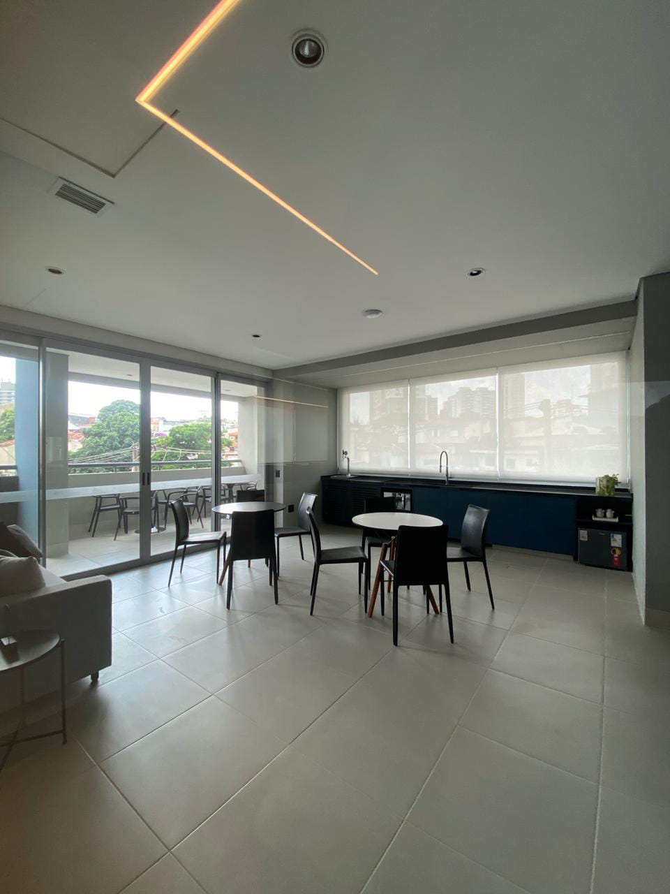 Imagem Apartamento com 3 Quartos à Venda, 72 m²em Vila Firmiano Pinto - São Paulo