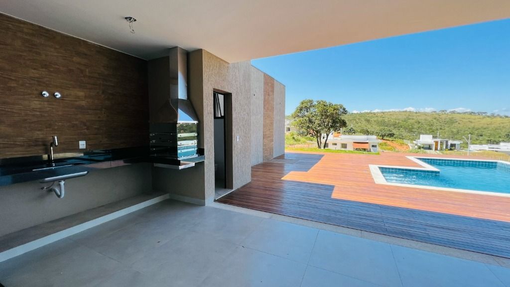 Imagem Casa de Condomínio com 4 Quartos à Venda, 200 m² em - Imagem Casa de Condomínio com 4 Quartos à Venda, 200 m² em -