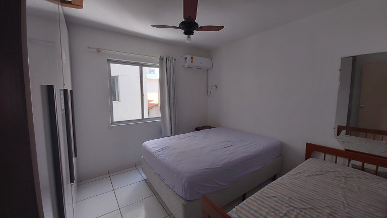 Imagem Apartamento com 2 Quartos para Temporada,  em Meia Praia - Itapema