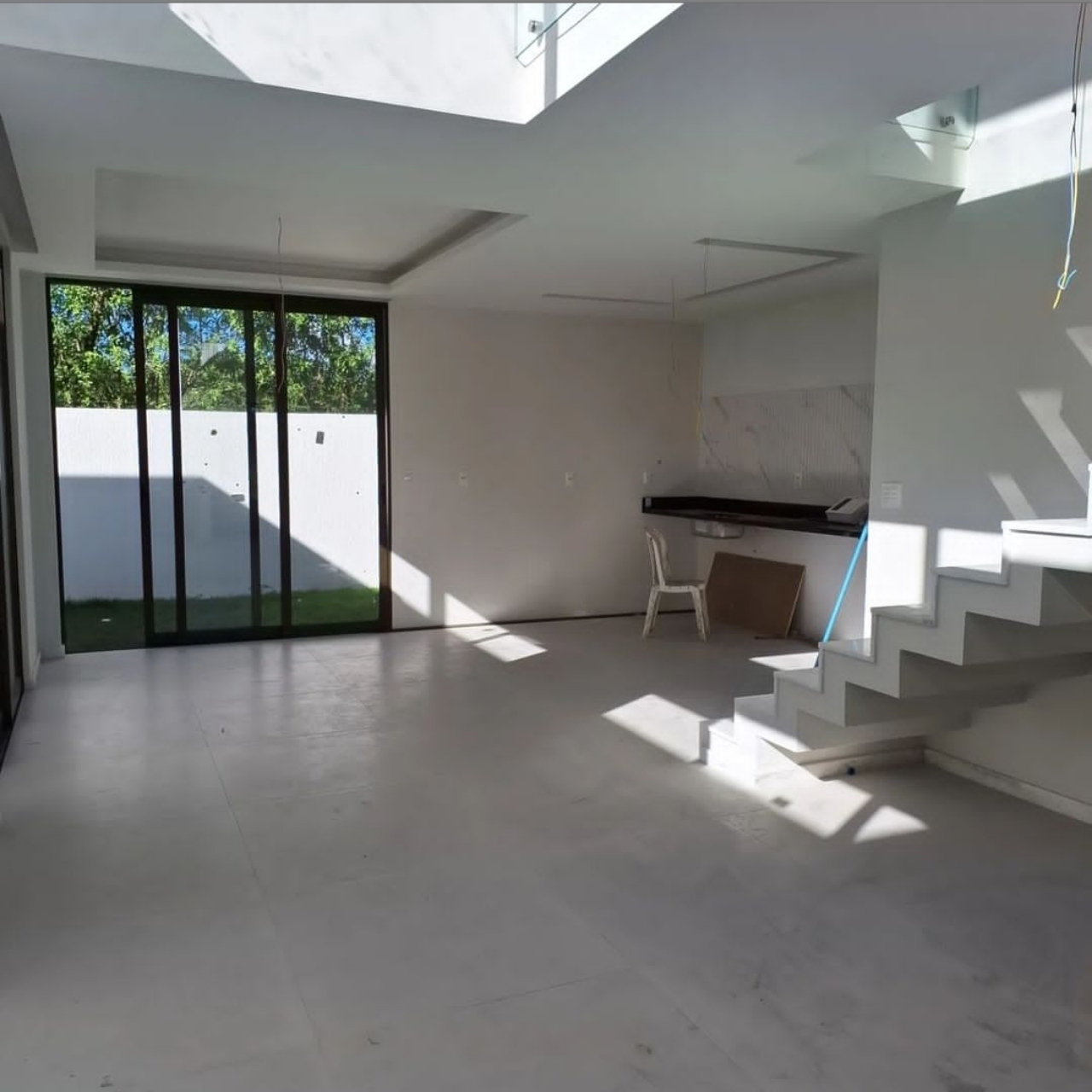 Imagem Casa de Condomínio com 4 Quartos à Venda, 164 m²em Catu de Abrantes (Abrantes) - Camaçari Imagem Casa de Condomínio com 4 Quartos à Venda, 164 m²em Catu de Abrantes (Abrantes) - Camaçari