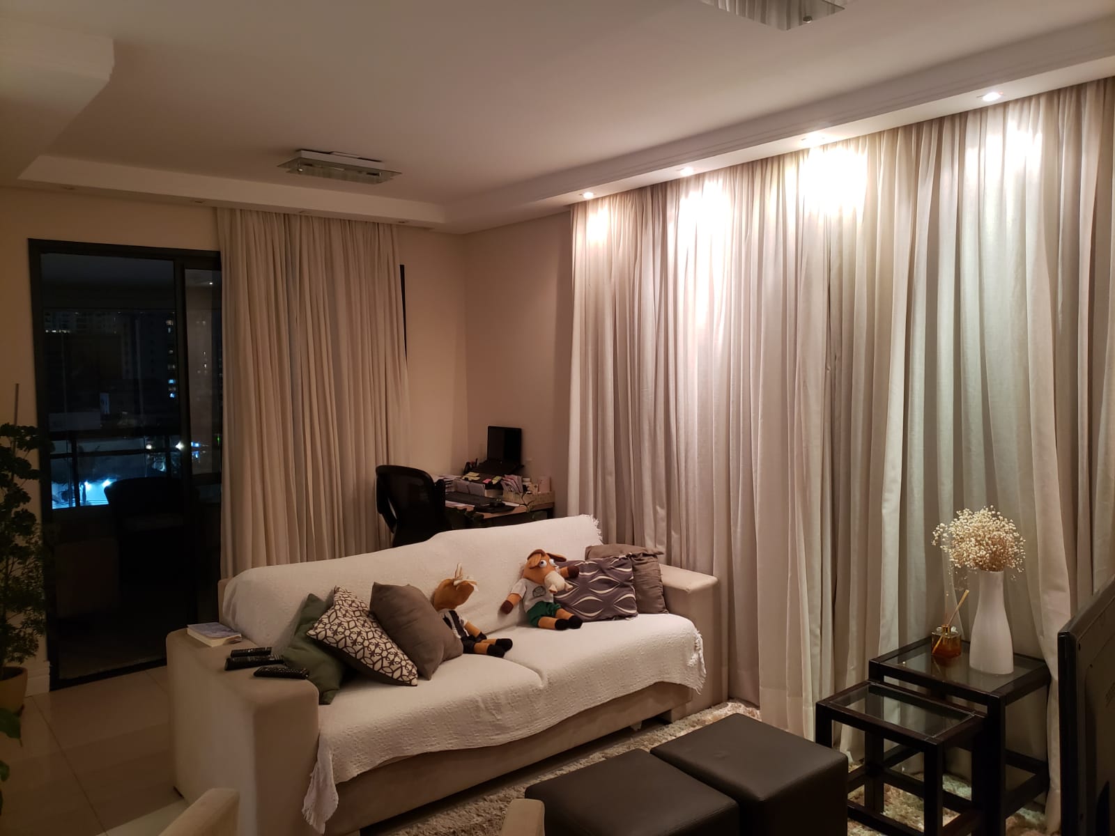 Imagem Apartamento com 3 Quartos à Venda, 103 m²em Moema - São Paulo Imagem Apartamento com 3 Quartos à Venda, 103 m²em Moema - São Paulo