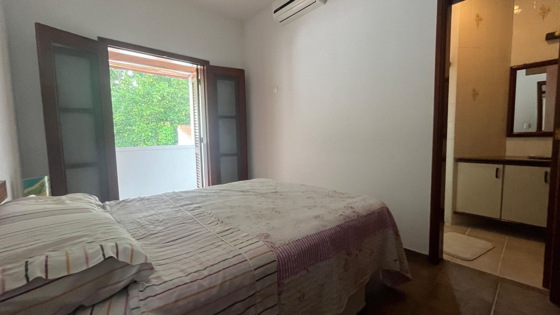 Imagem Casa com 8 Quartos à Venda ou Temporada, 390 m² em Riviera - Bertioga Imagem Casa com 8 Quartos à Venda ou Temporada, 390 m² em Riviera - Bertioga