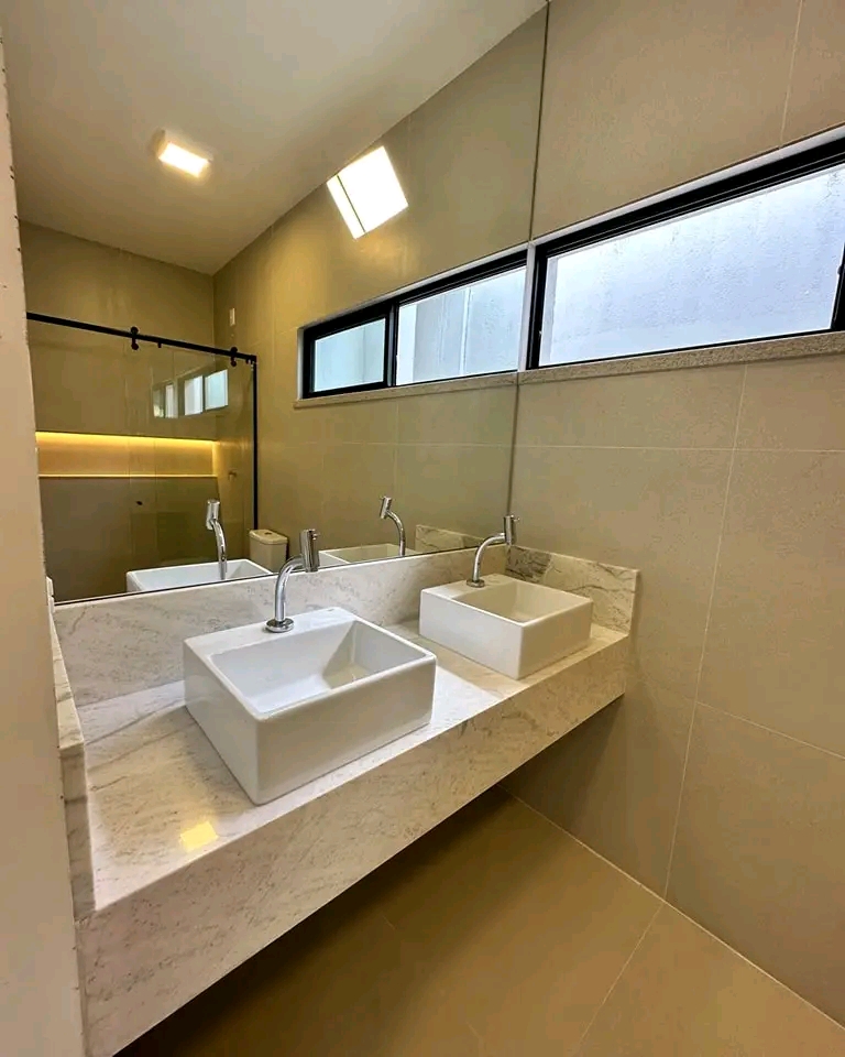 Imagem Casa com 4 Quartos à Venda, 144 m²em Timbu - Eusebio