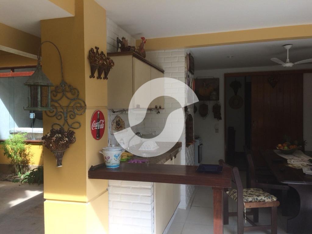 Imagem Casa com 4 Quartos à Venda, 600 m² em Itacoatiara - Niterói Imagem Casa com 4 Quartos à Venda, 600 m² em Itacoatiara - Niterói