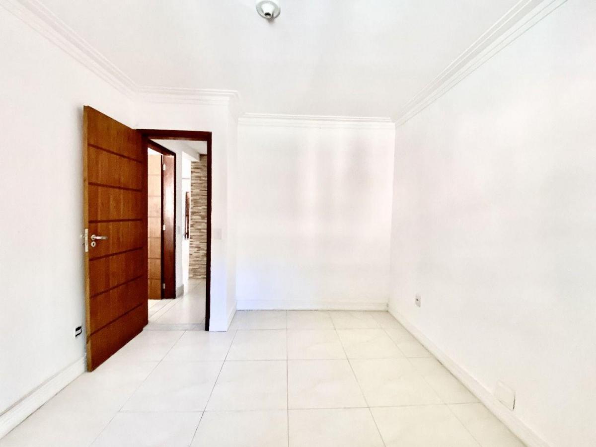 Imagem Casa com 3 Quartos à Venda, 100 m²em Serra Grande - Niterói Imagem Casa com 3 Quartos à Venda, 100 m²em Serra Grande - Niterói