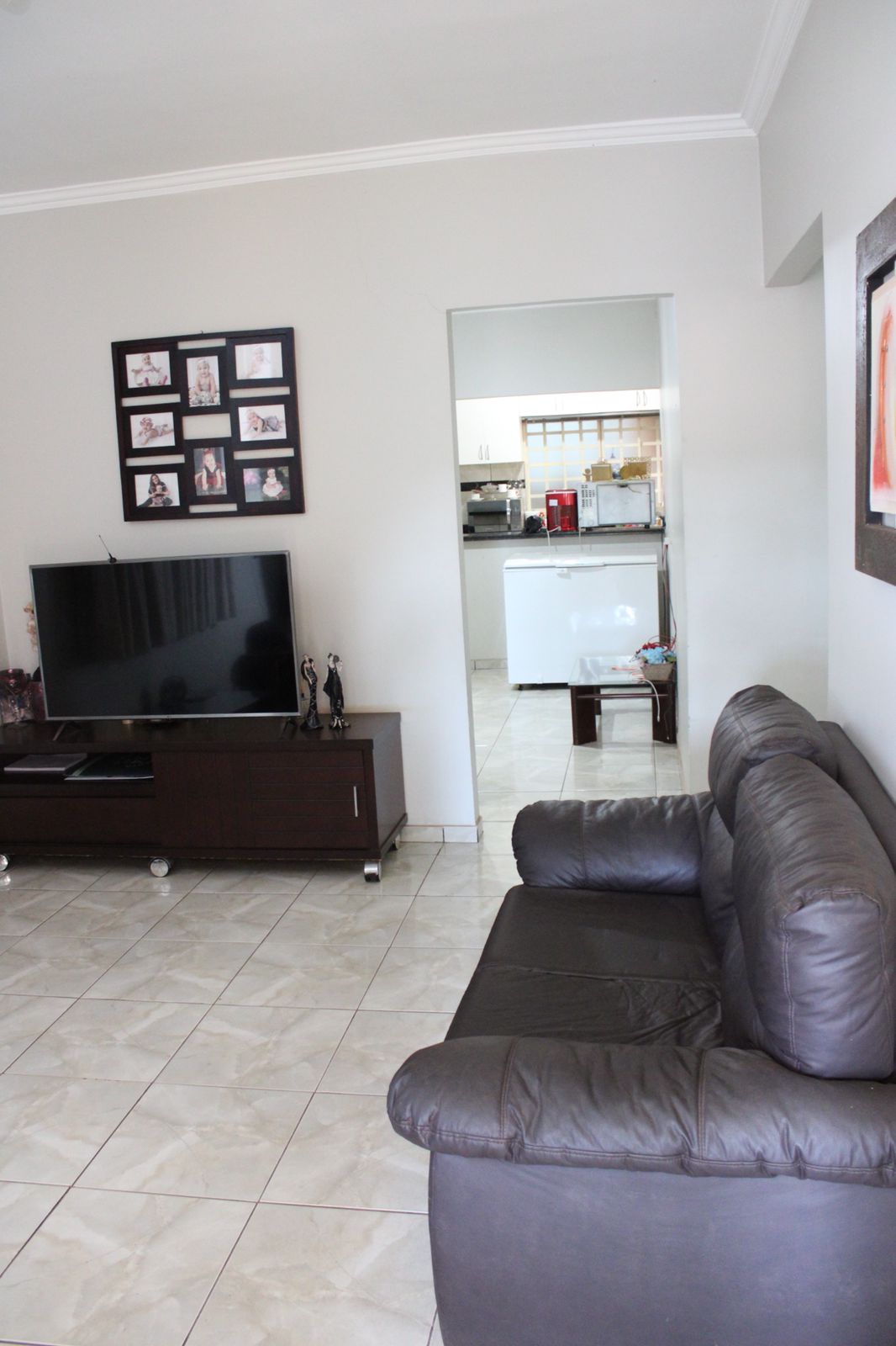 Imagem Casa com 4 Quartos à Venda, 270 m²em Jardim Clarissa - Goiânia Imagem Casa com 4 Quartos à Venda, 270 m²em Jardim Clarissa - Goiânia
