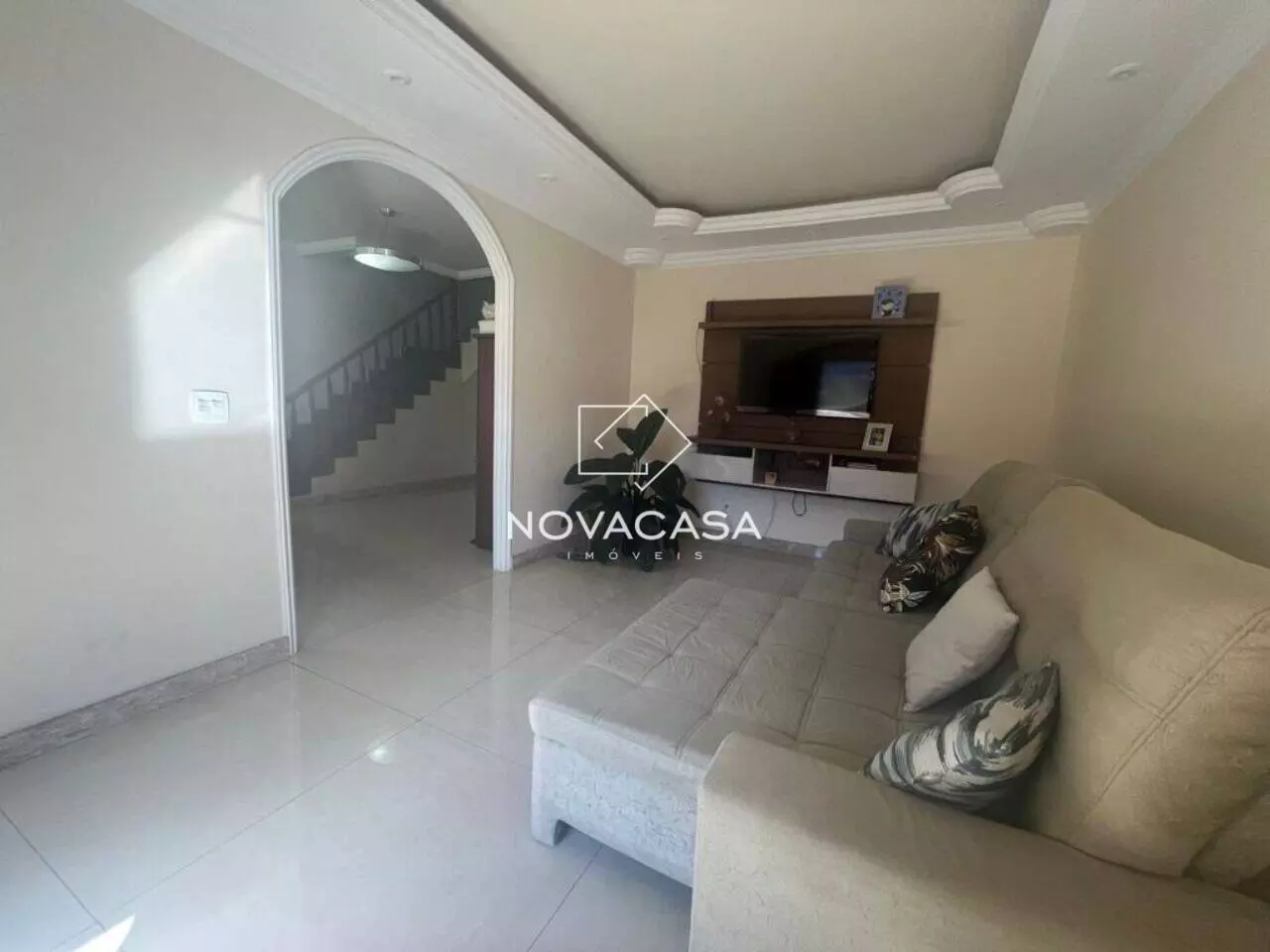 Imagem Casa com 4 Quartos à Venda, 380 m² em Santa Mônica - Belo Horizonte Imagem Casa com 4 Quartos à Venda, 380 m² em Santa Mônica - Belo Horizonte