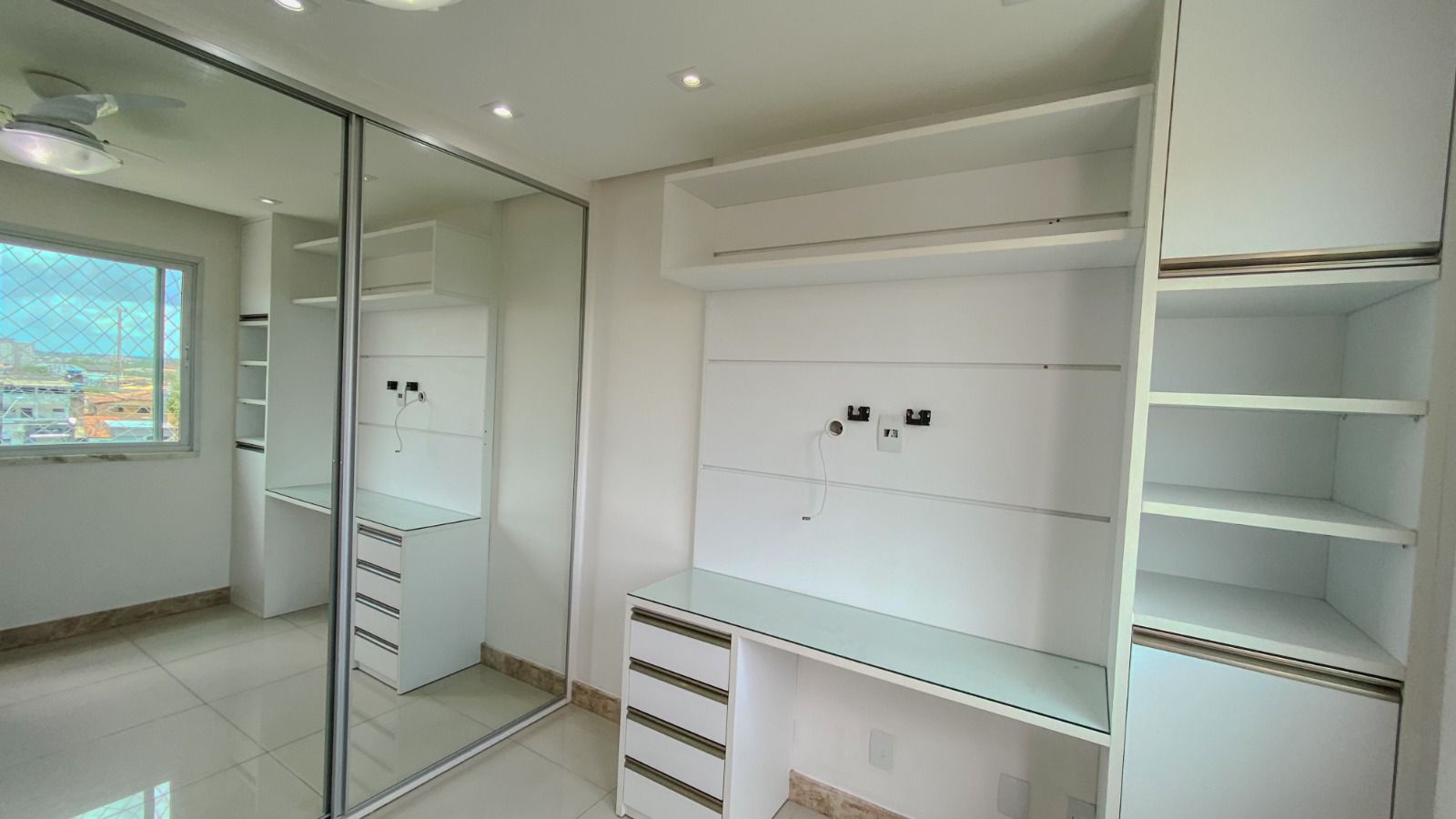 Imagem Apartamento com 3 Quartos para Alugar, 87 m²em Centro - Lauro de Freitas Imagem Apartamento com 3 Quartos para Alugar, 87 m²em Centro - Lauro de Freitas