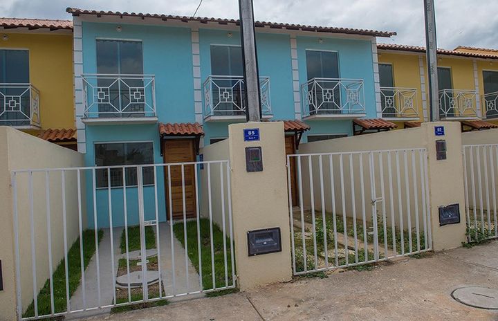 Imagem Casa com 2 Quartos à Venda, 57 m² em Campo Grande - Rio De Janeiro Imagem Casa com 2 Quartos à Venda, 57 m² em Campo Grande - Rio De Janeiro