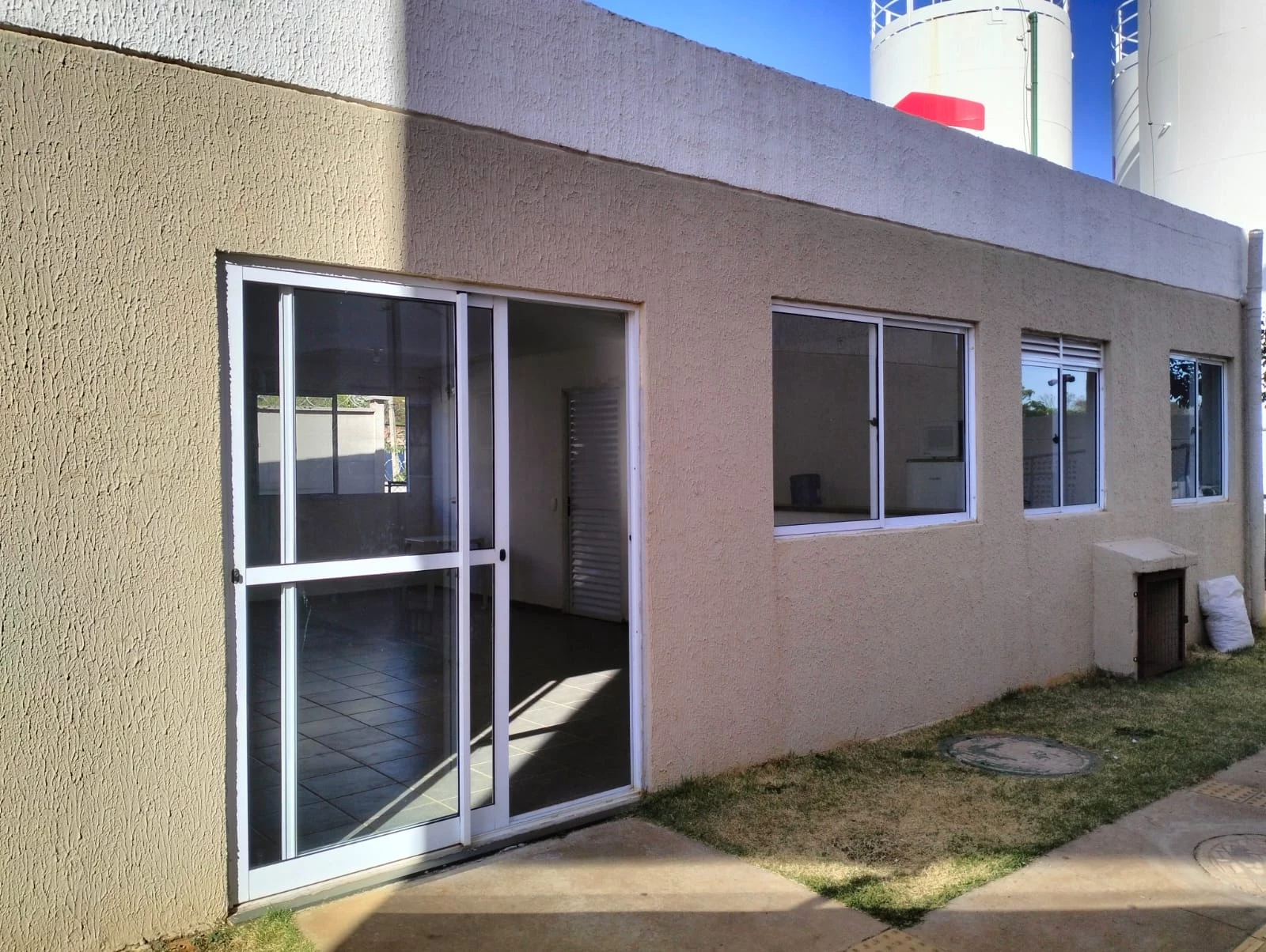 Imagem Apartamento com 2 Quartos à Venda, 42 m² em Setor Grajaú - Goiânia