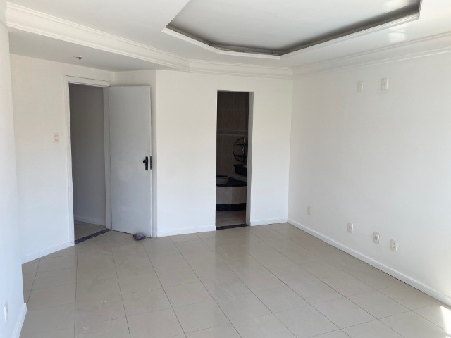 Imagem Casa de Condomínio com 3 Quartos à Venda, 119 m²em Piatã - Salvador
