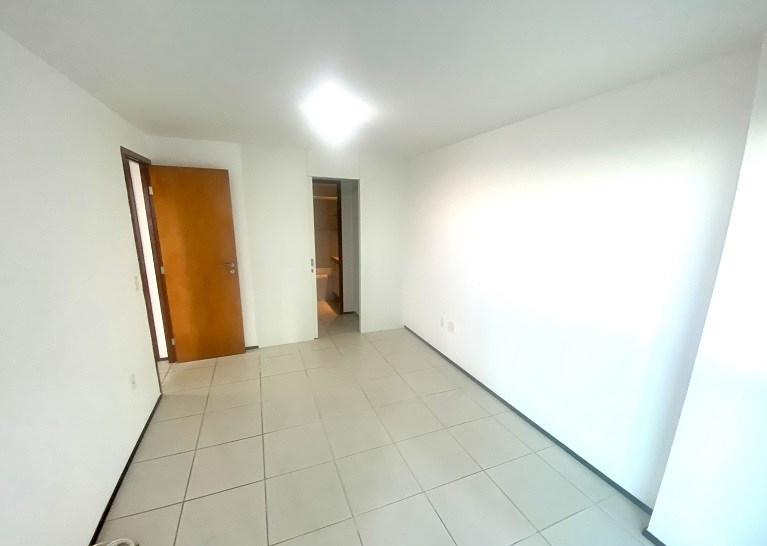 Imagem Apartamento com 2 Quartos à Venda, 69 m² em Meireles - Fortaleza