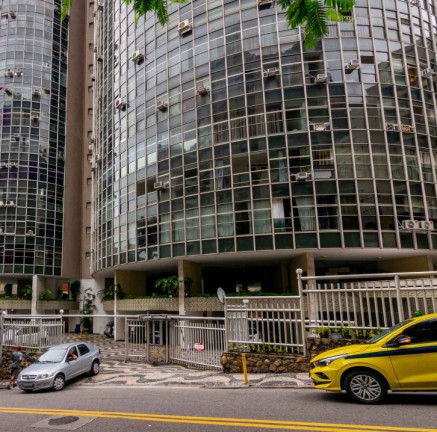 Imagem Apartamento com 2 Quartos à Venda, 92 m² em Copacabana - Rio de Janeiro