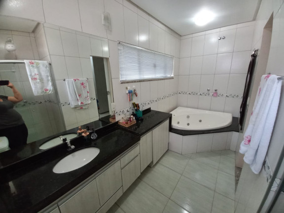 Imagem Casa de Condomínio com 4 Quartos à Venda,  em Residencial Jardins do Cerrado 7 - Goiânia