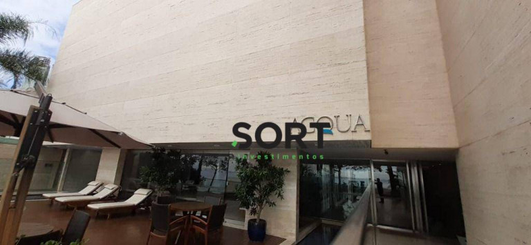 Apartamento com 3 Quartos à Venda, 170 m² em Centro - Balneário Camboriú