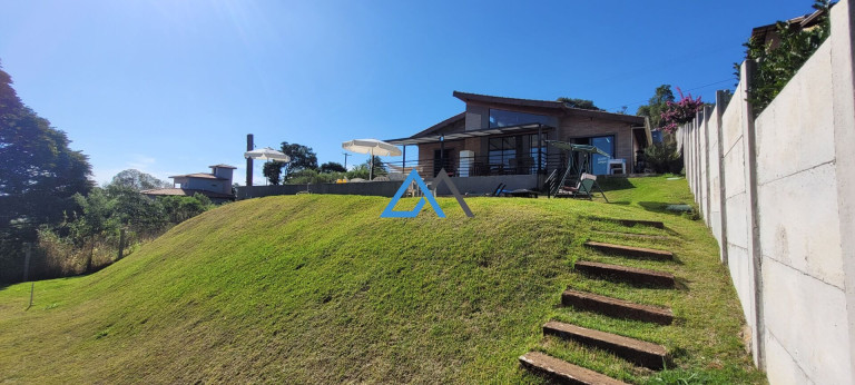Imagem Casa com 3 Quartos à Venda, 180 m² em Estância Santa Maria Do Laranjal - Atibaia Imagem Casa com 3 Quartos à Venda, 180 m² em Estância Santa Maria Do Laranjal - Atibaia