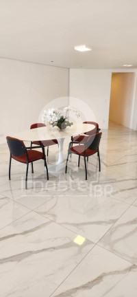 Imagem Apartamento com 5 Quartos à Venda, 340 m² em Meireles - Fortaleza Imagem Apartamento com 5 Quartos à Venda, 340 m² em Meireles - Fortaleza