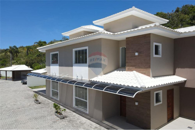 Imagem Casa de Condomínio com 2 Quartos à Venda, 157 m² em Ponta Negra - Maricá