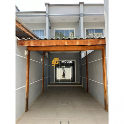Sobrado com 2 Quartos à Venda, 64 m² em Areias - Camboriú