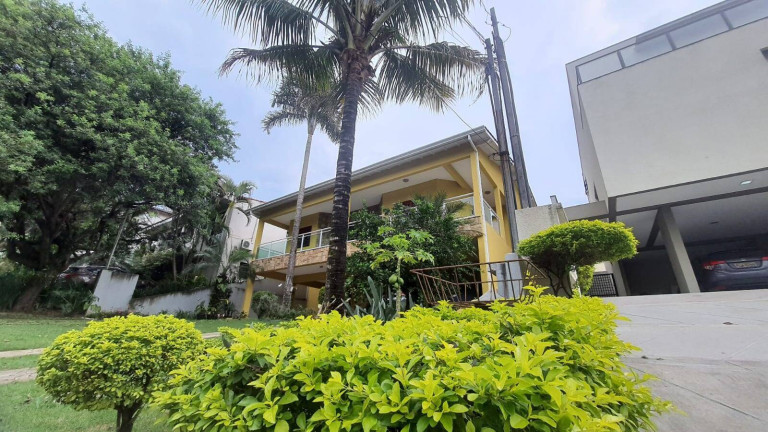 Imagem Casa com 3 Quartos à Venda, 337 m² em Tarumã - Santana De Parnaíba Imagem Casa com 3 Quartos à Venda, 337 m² em Tarumã - Santana De Parnaíba