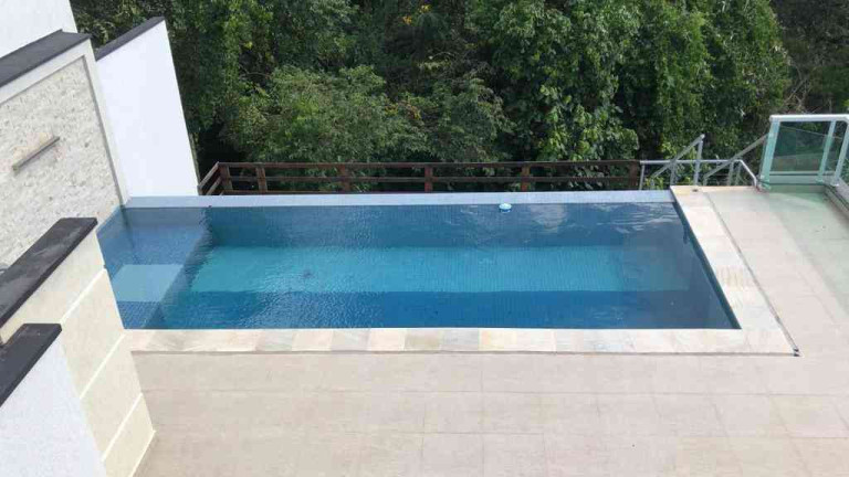 Imagem Casa com 4 Quartos à Venda, 280 m² em Aruã - Mogi Das Cruzes Imagem Casa com 4 Quartos à Venda, 280 m² em Aruã - Mogi Das Cruzes