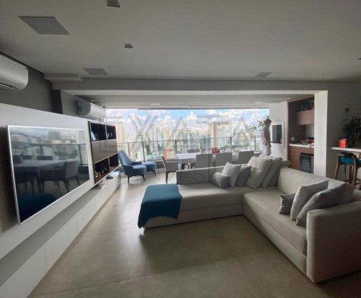 Imóvel com 2 Quartos à Venda, 128 m² em Brooklin - São Paulo