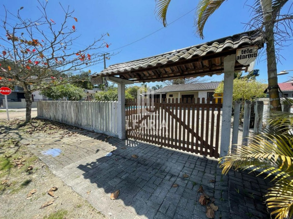 Imagem Casa com 3 Quartos à Venda, 140 m² em Santa Clara - Itapoá Imagem Casa com 3 Quartos à Venda, 140 m² em Santa Clara - Itapoá