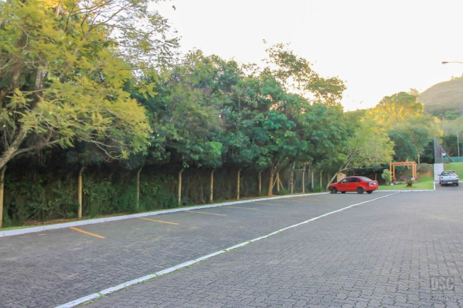 Imagem Casa com 3 Quartos à Venda, 332 m² em Aberta Dos Morros - Porto Alegre Imagem Casa com 3 Quartos à Venda, 332 m² em Aberta Dos Morros - Porto Alegre