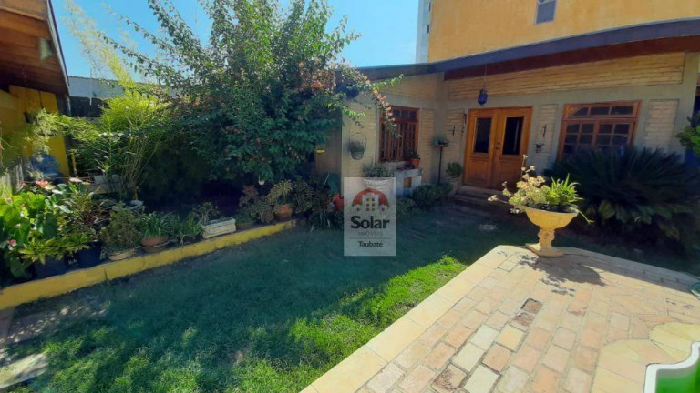 Imagem Casa com 4 Quartos à Venda, 800 m² em Vila São José - Taubaté Imagem Casa com 4 Quartos à Venda, 800 m² em Vila São José - Taubaté