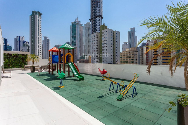 Imagem Apartamento com 3 Quartos à Venda, 139 m² em Centro - Balneário Camboriú Imagem Apartamento com 3 Quartos à Venda, 139 m² em Centro - Balneário Camboriú