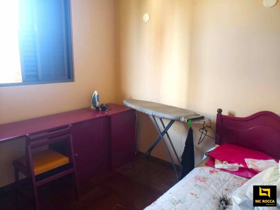 Imagem Casa com 3 Quartos à Venda, 600 m² em Centro - Osasco Imagem Casa com 3 Quartos à Venda, 600 m² em Centro - Osasco