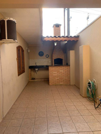 Imagem Casa com 3 Quartos à Venda, 180 m² em Jardim Danúbio - Jundiaí
