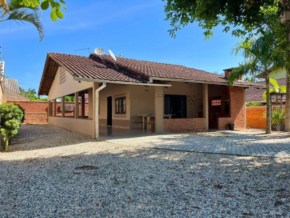 Imagem Casa com 2 Quartos à Venda, 153 m² em Pinheiros - Balneário Barra Do Sul Imagem Casa com 2 Quartos à Venda, 153 m² em Pinheiros - Balneário Barra Do Sul