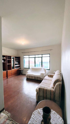 Imagem Casa com 3 Quartos à Venda, 330 m² em Botucatu Imagem Casa com 3 Quartos à Venda, 330 m² em Botucatu