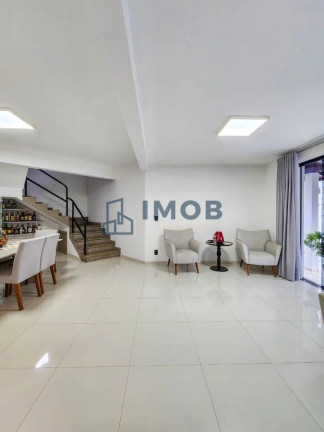 Imagem Casa com 3 Quartos à Venda, 231 m² em Vila Baependi - Jaraguá Do Sul