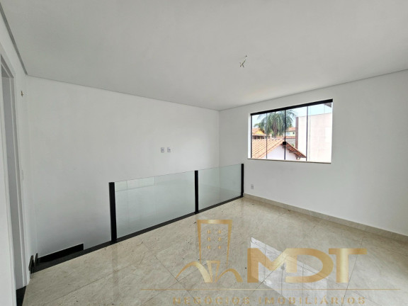 Imagem Imóvel com 3 Quartos à Venda, 110 m² em Copacabana - Belo Horizonte Imagem Imóvel com 3 Quartos à Venda, 110 m² em Copacabana - Belo Horizonte