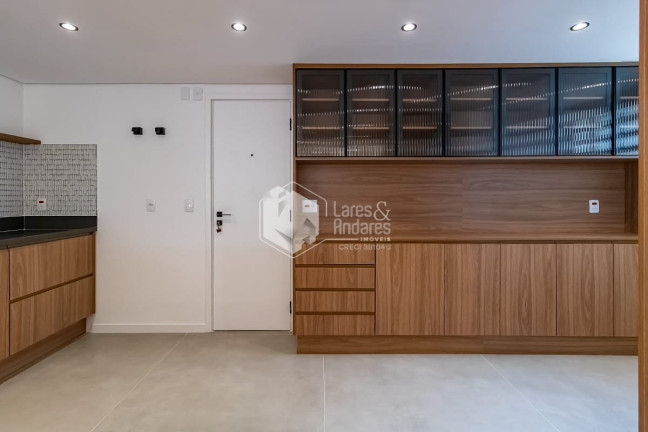 Imagem Apartamento com 3 Quartos à Venda, 220 m² em Cerqueira César - São Paulo Imagem Apartamento com 3 Quartos à Venda, 220 m² em Cerqueira César - São Paulo