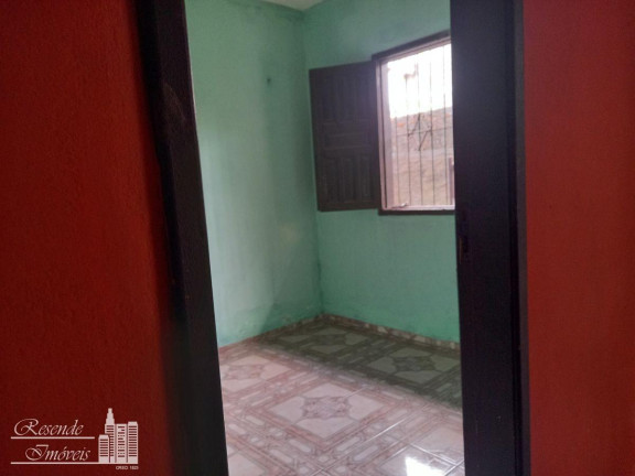 Imagem Kitnet com 16 Quartos à Venda, 36 m² em Coqueiro - Belém Imagem Kitnet com 16 Quartos à Venda, 36 m² em Coqueiro - Belém