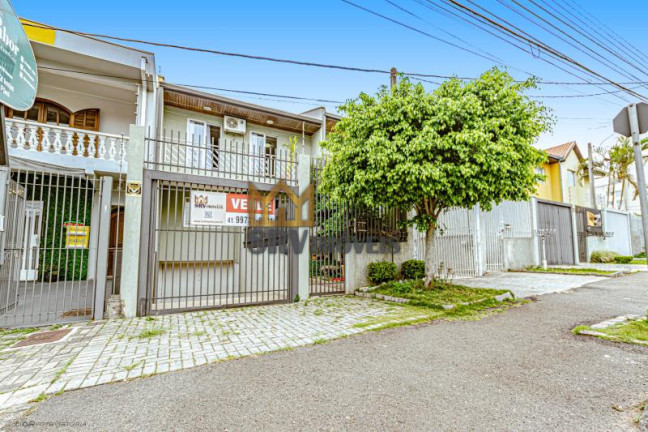 Sobrado com 2 Quartos à Venda, 201 m² em Boa Vista - Curitiba