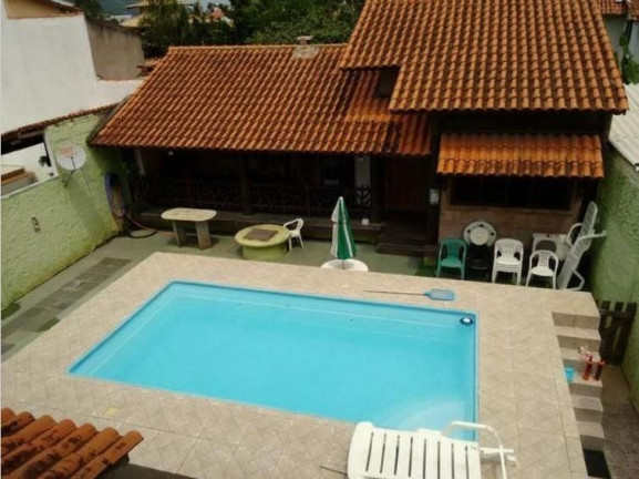Imagem Casa com 4 Quartos à Venda, 260 m² em Itaipu - Niterói Imagem Casa com 4 Quartos à Venda, 260 m² em Itaipu - Niterói