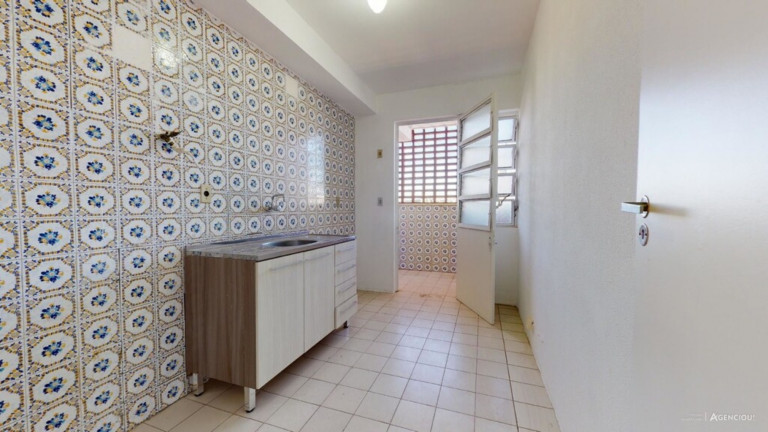 Imagem Imóvel com 2 Quartos à Venda, 74 m² em Menino Deus - Porto Alegre Imagem Imóvel com 2 Quartos à Venda, 74 m² em Menino Deus - Porto Alegre