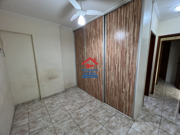 Imagem Apartamento com 2 Quartos à Venda, 75 m² em Ocian - Praia Grande