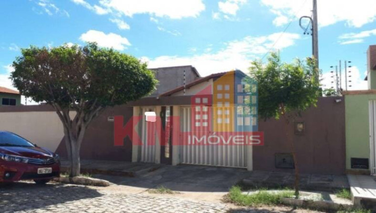 Imagem Casa com 3 Quartos à Venda, 360 m² em Presidente Costa E Silva - Mossoró Imagem Casa com 3 Quartos à Venda, 360 m² em Presidente Costa E Silva - Mossoró