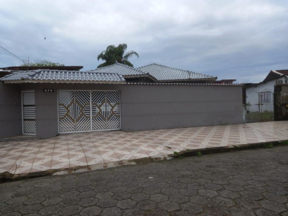 Casa com 2 Quartos à Venda, 183 m² em Jd. Aguapeu - Mongaguá