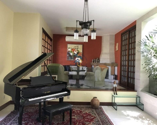 Imagem Casa com 4 Quartos à Venda, 735 m² em Piratininga - Niterói Imagem Casa com 4 Quartos à Venda, 735 m² em Piratininga - Niterói