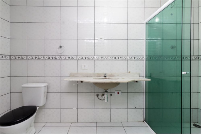 Imagem Casa com 3 Quartos à Venda,  em Conjunto Residencial Vista Verde - São Paulo