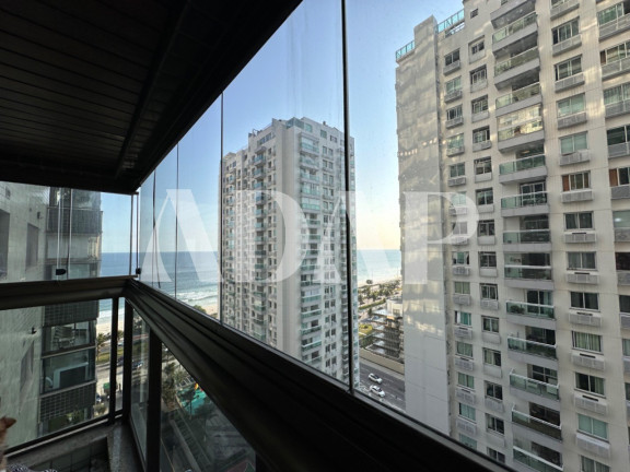 Imagem Imóvel com 4 Quartos à Venda, 133 m² em Barra Da Tijuca - Rio De Janeiro Imagem Imóvel com 4 Quartos à Venda, 133 m² em Barra Da Tijuca - Rio De Janeiro
