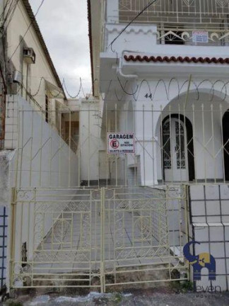 Imagem Casa com 7 Quartos à Venda, 264 m² em Barris - Salvador Imagem Casa com 7 Quartos à Venda, 264 m² em Barris - Salvador