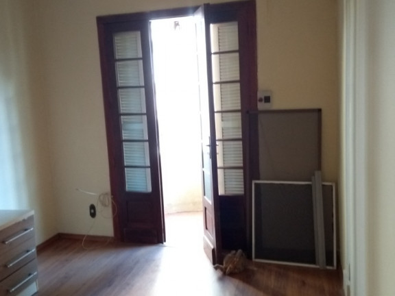Imagem Apartamento com 3 Quartos à Venda, 90 m² em Centro Histórico - Porto Alegre Imagem Apartamento com 3 Quartos à Venda, 90 m² em Centro Histórico - Porto Alegre
